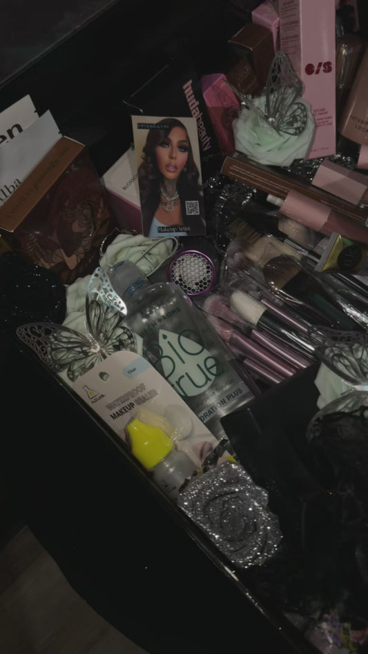 Makeup Services Bookings - Holiday Giveaway (Book here for all services to be entered for my giveaway September 26, 2026- December 26th, 2026)